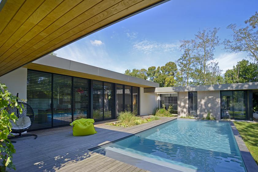 Villa d'exception esprit "dedans dehors" à patios