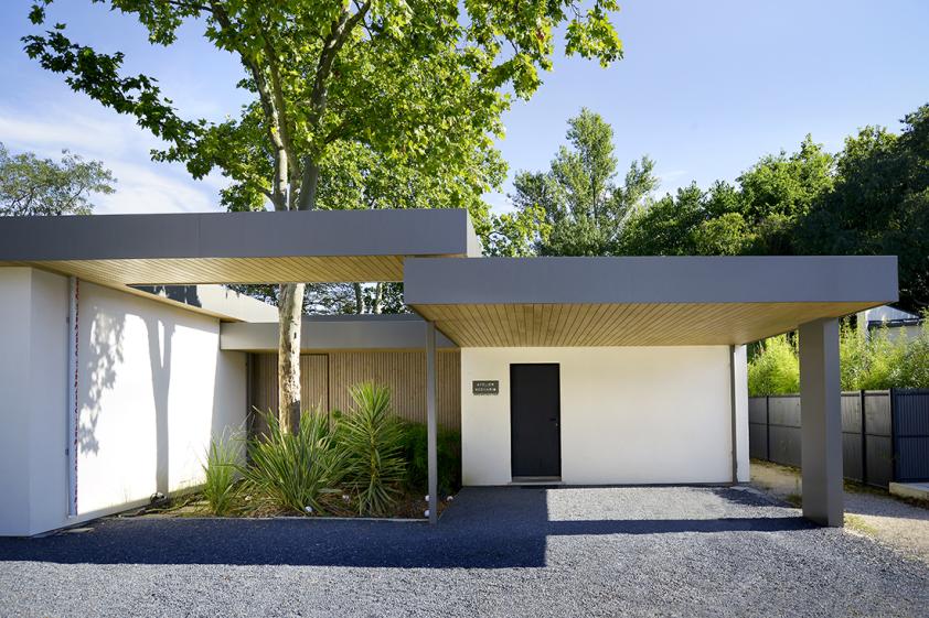 Villa d'exception esprit "dedans dehors" à patios