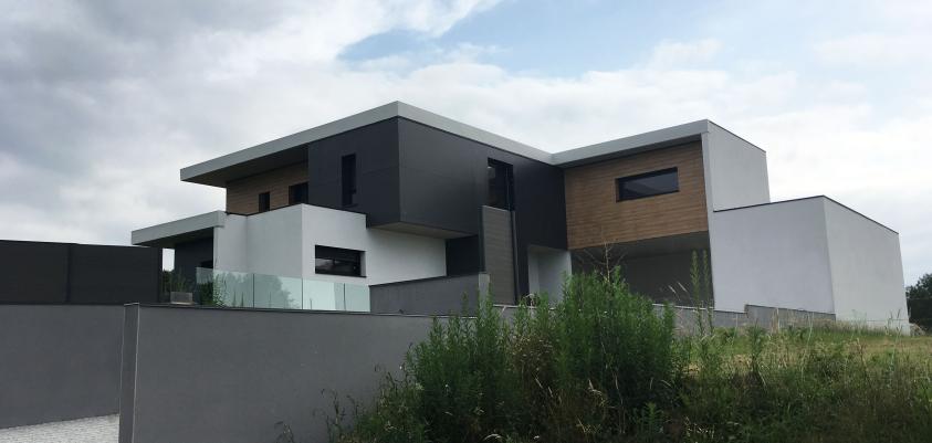 Villa d'exception à "emboitement de cubes"