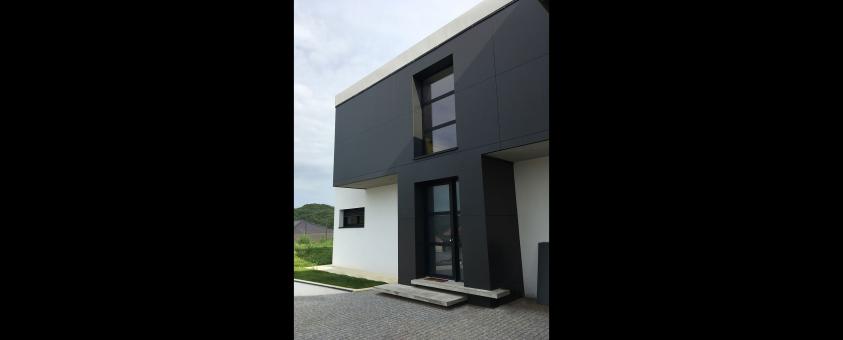 Villa d'exception à "emboitement de cubes"