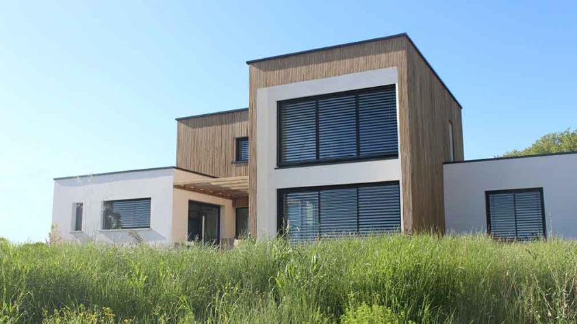 toulouse-maison-bbc-bois-toitures-vegetalisees-3.jpg