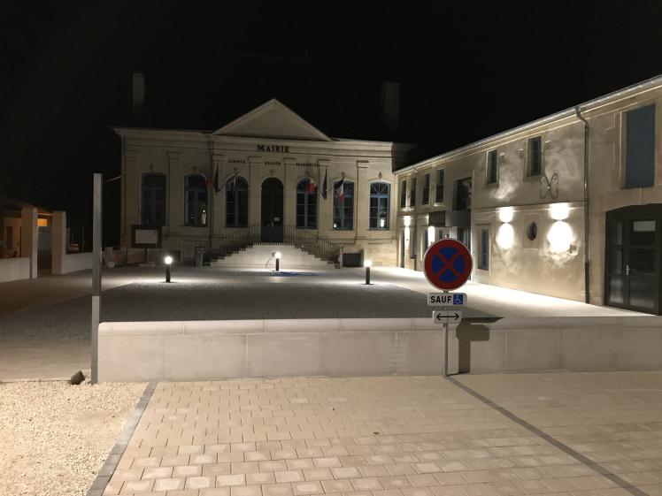 La mairie de nuit
