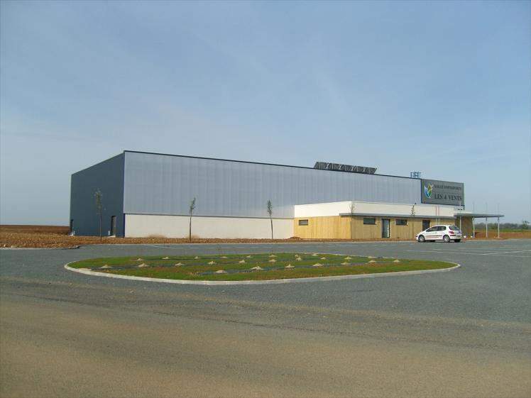 SALLE OMNISPORTS  Communauté de Communes du Pays de Fontenay le Comte