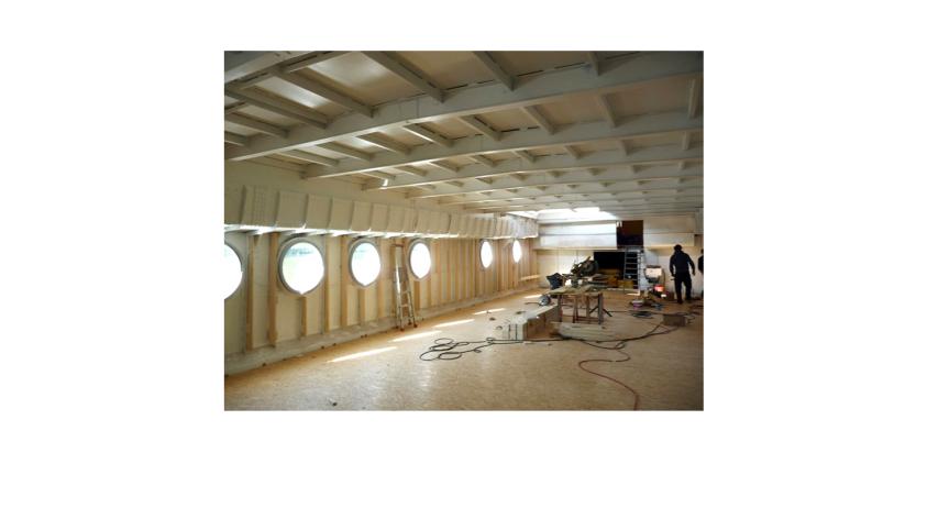 Phase chantier - Création de nouveaux hublots - Pose d'un plancher OSB