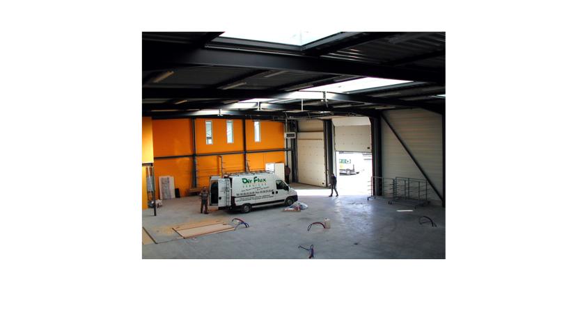 Vue intérieur de l'atelier menuiserie aluminium