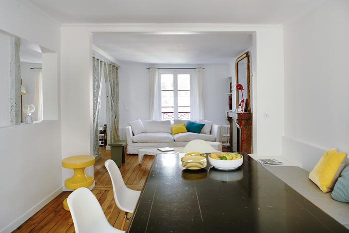 Espace traversant : salle à manger et salon