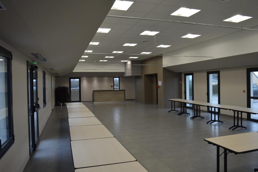 aménagement intérieur de la salle communale