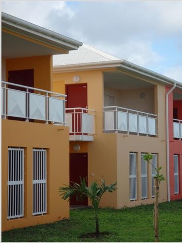 i.1._60_logements_locatifs_sociaux_-_22zephir22_port_louis.jpg