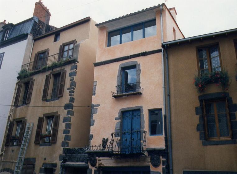 renovation_et_surelevation_maison_de_bourg_clermont-fd.jpg
