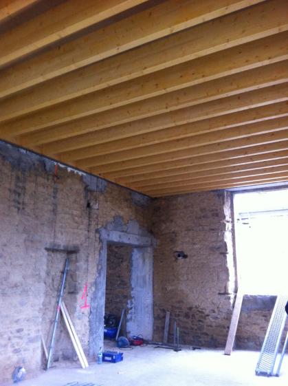 Chantier: mise en place des nouveaux planchers 