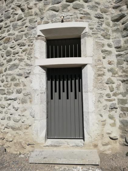 Création de portes et grilles contemporaines