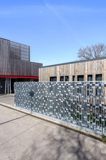 rocher-gpe-scolaire-coueron-6.jpg