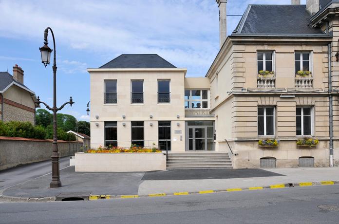 2011-05-02-cormontreuil-extension_mairie_000001.jpg
