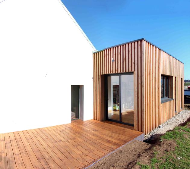 vue_exterieur_extension_cote_terrasse_web.jpg