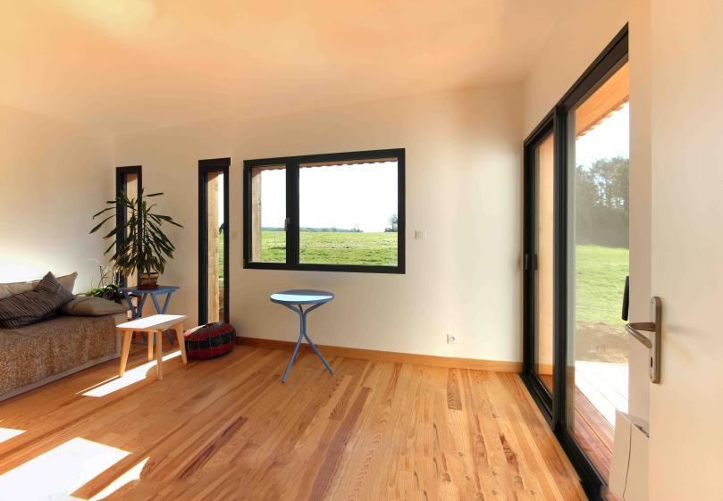 vue_interieur_piece_vers_est_web.jpg