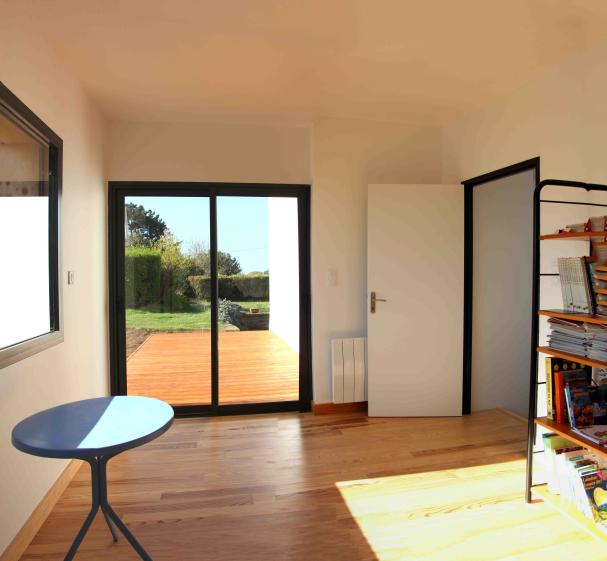 vue_interieure_piece_vers_sud_web.jpg