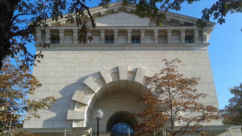 Façade antérieure d'un Pavillon en cours de réception