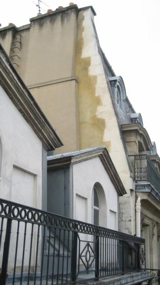 Immeuble 4,rue d'Aboukir - Vue des lucarnes avant travaux
