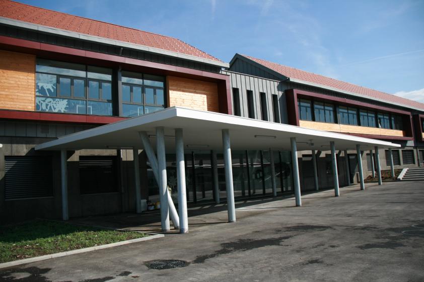 Enseignement, préau - Collège du Trièves à Mens 