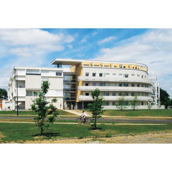 r03.jpg