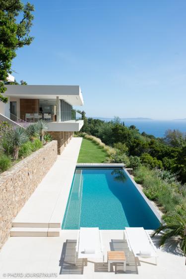 Villa F Cap Nègre , Le Lavandou, Var.             photo: Jours&Nuits