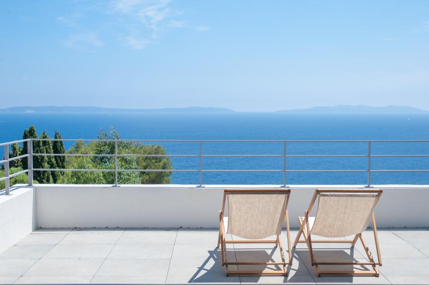 Villa FD « Sur la Corniche », Le Lavandou, Var.       photo: Jours&Nuits
