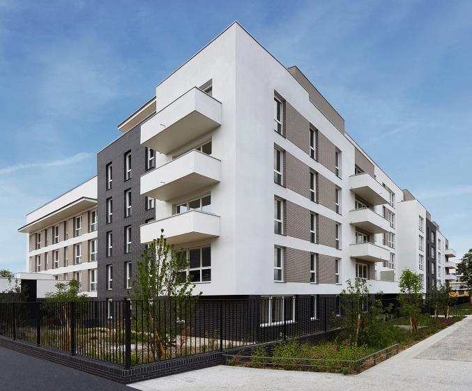 façades sur rue et allée publique