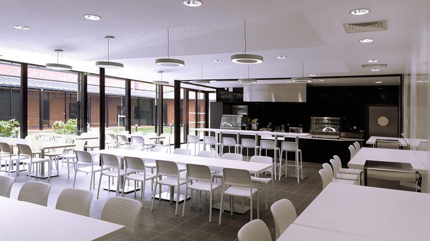EXTENSION DE LA FACULTE DES SPORTS - LIEVIN: cafeteria du CROUS