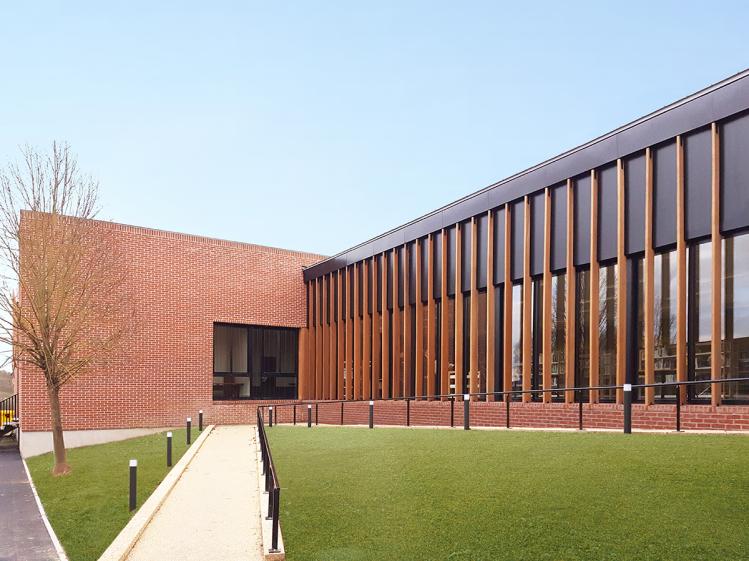 EXTENSION DE LA FACULTE DES SPORTS - LIEVIN: bibliothèque