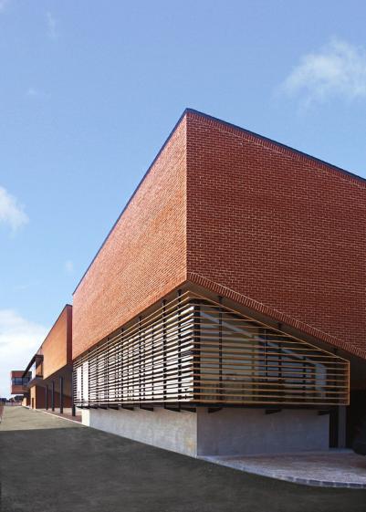 FACULTE DES SPORTS - LIEVIN : tranche 2 - amphithéatre et bibliothèque