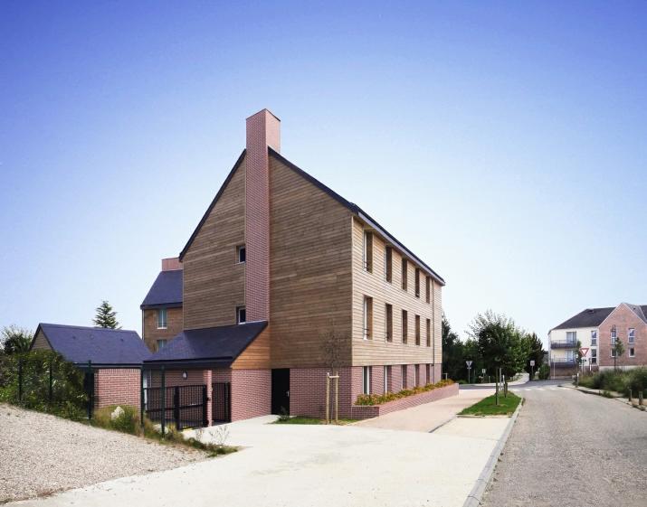 LOGEMENTS H&E - FRANQUEVILLE-SAINT-PIERRE : immeuble collectif 10 logements