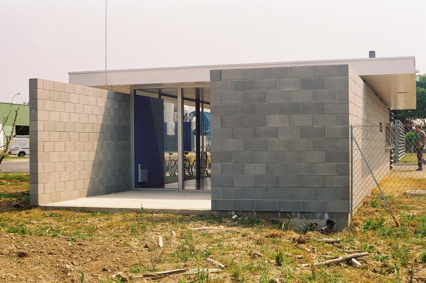 f1000003.jpg