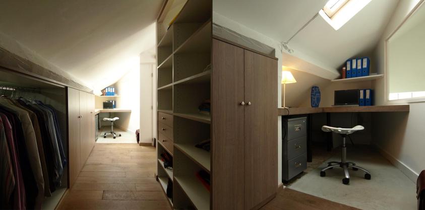 Création d’une suite parentale - dressing et bureau sous les combles