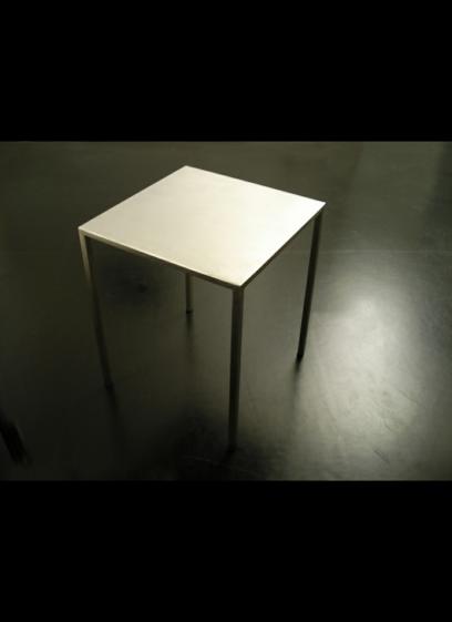 01_gla_table_dej.jpg