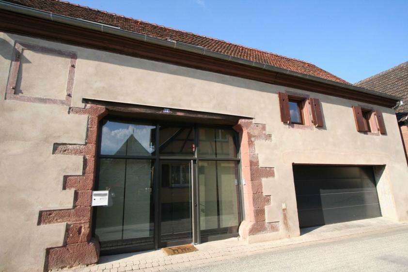 vue_rue_-_entree_et_garage_-.jpg