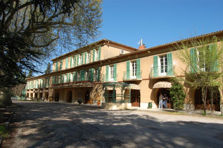 chateau_brignoles_ph_1.jpg