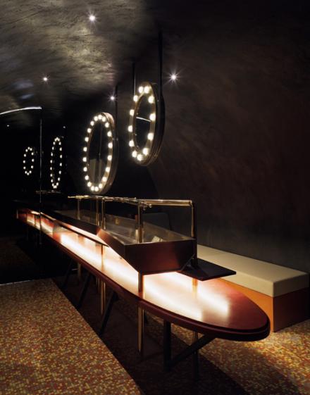 silencio_restroom_archiliste.jpg