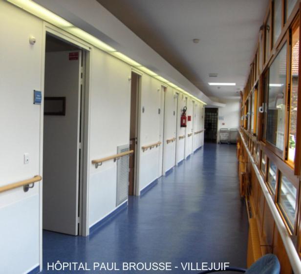La passerelle : les locaux logistiques