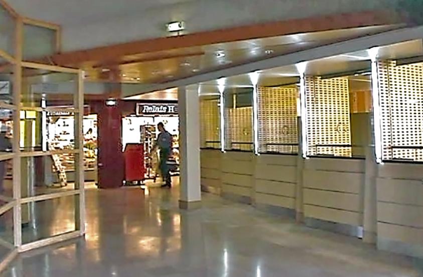 Depuis le hall - côté public