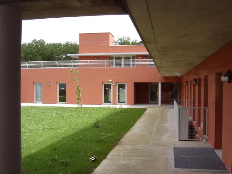 chateauroux_debre04.jpg