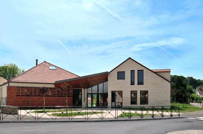 multi_accueil_entree_creche_orgeval_02.jpg