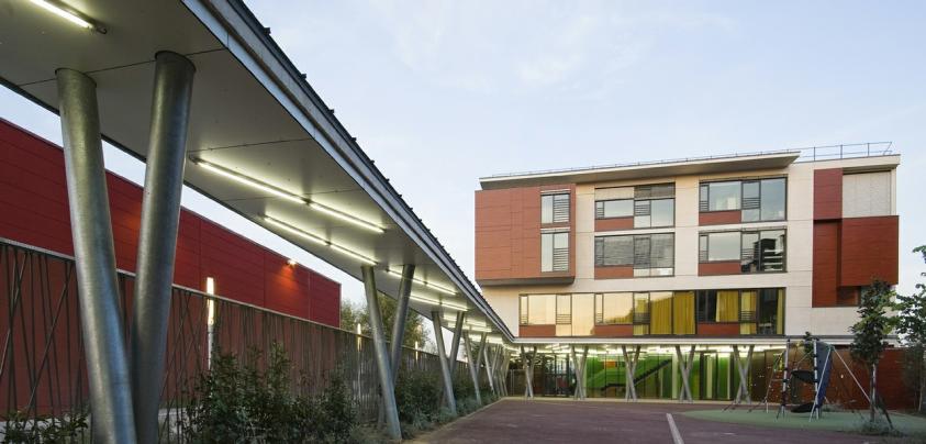 002-cour_ecole_elem_clichy_2008.jpg