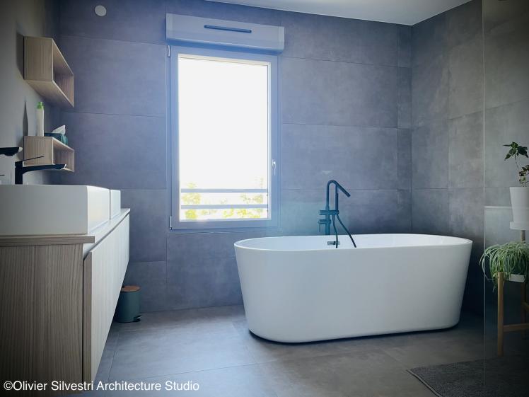 Salle de bains de l'étage