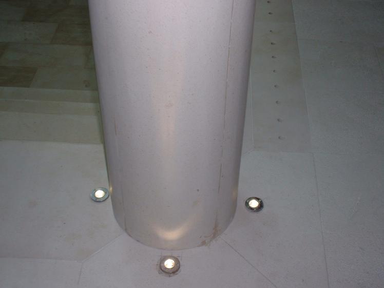 detail-pilier-piscine.jpg