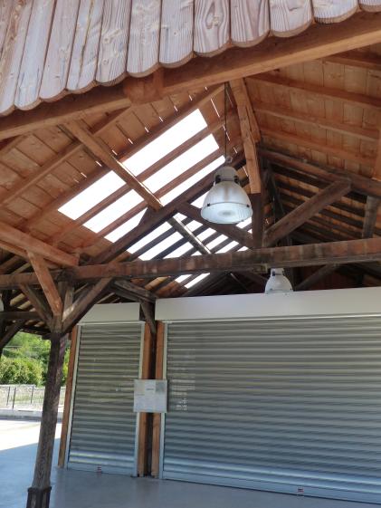ancienne gare réaménagée en accueil touristique, point d’information et locaux a