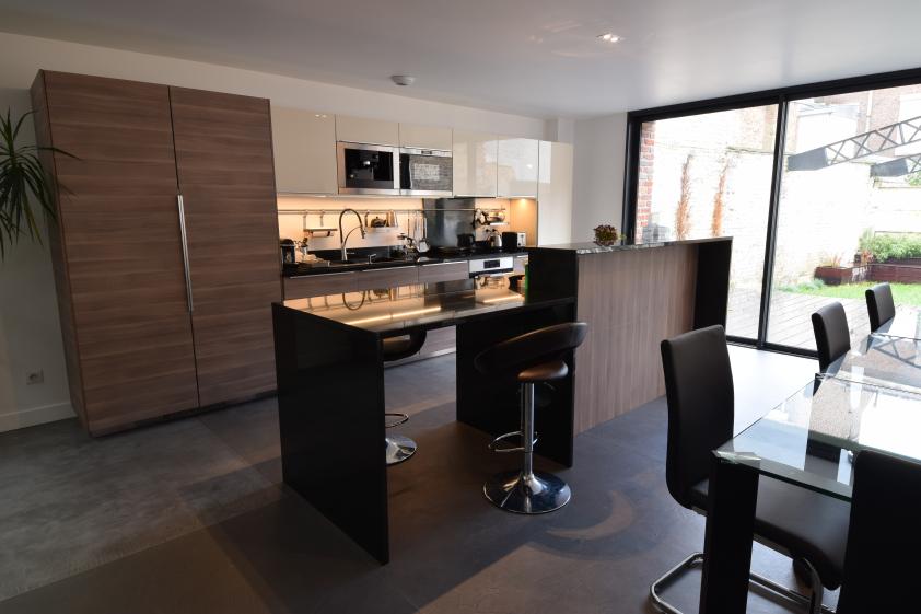 cuisine loft ilot central - La Madeleine - Jacques LENAIN Architecte Lille