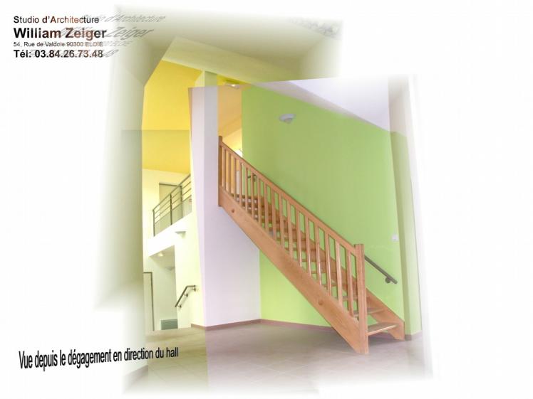 30_escalier_depuis_degagement.jpg