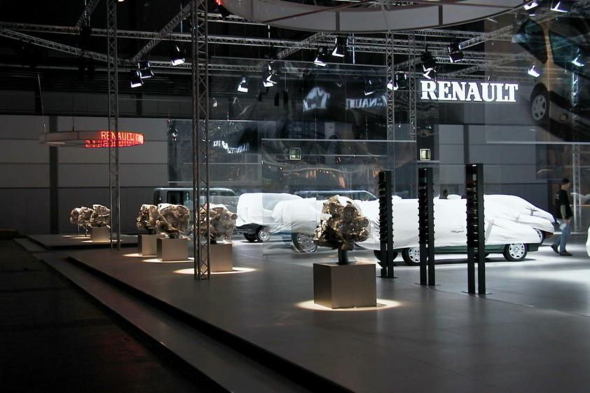 stand_renault_leipzig_architectes_stephane_courarie-delage_stephane_vollenweider
