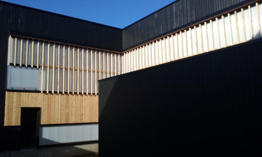 bardage_et_brise-soleil_2.jpg