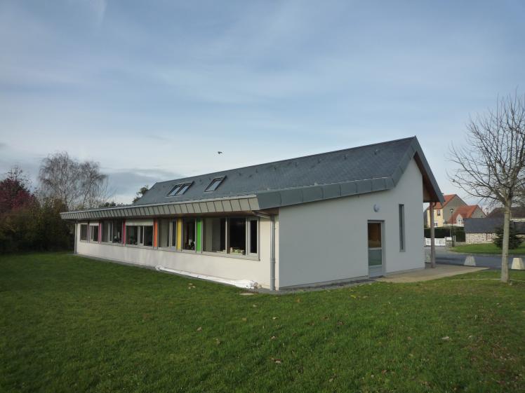 6-facade_sud_des_bureaux-dragey.jpg